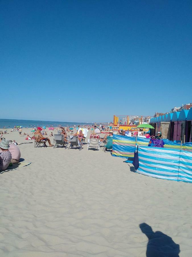 Meuble Saisonnier Plage Dunkirk Eksteriør billede